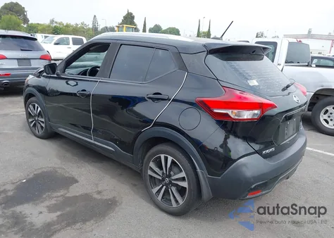 2019 Nissan Kicks S/Sr/Sv z USA, uszkodzony, nr VIN 3N1CP5CUXKL513639